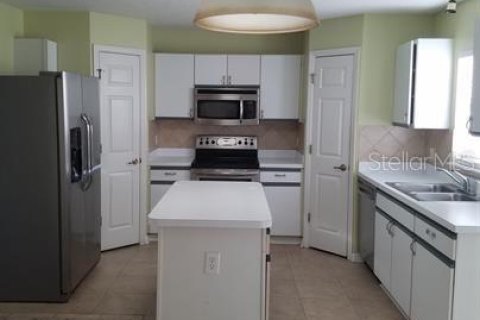 Villa ou maison à louer à Kissimmee, Floride: 4 chambres, 205.78 m2 № 2398741 - photo 16