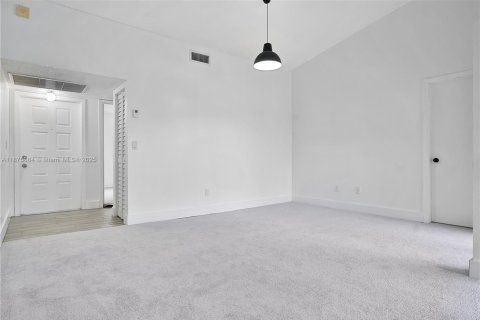 Copropriété à vendre à Homestead, Floride: 2 chambres, 80.17 m2 № 1926805 - photo 16