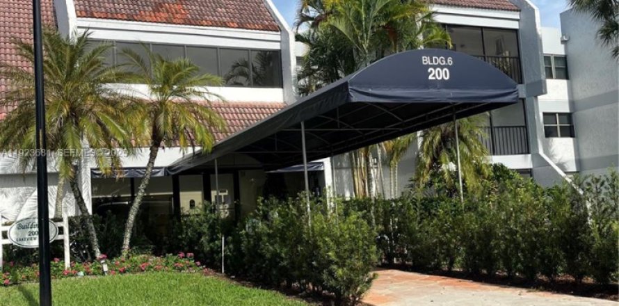 Condo à Weston, Floride, 2 chambres № 1982090