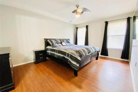 Condo in Merrit Island, Florida, 2 bedrooms № 2104488 - photo 9
