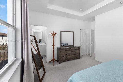 Touwnhouse à louer à Miami, Floride: 3 chambres, 137.77 m2 № 1974971 - photo 27