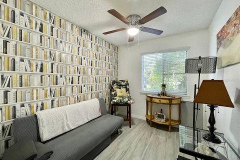 Condo in Tampa, Florida, 1 bedroom  № 1785125 - photo 8