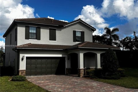 Casa en venta en Lake Worth, Florida, 4 dormitorios, 220.83 m2 № 1967659 - foto 2