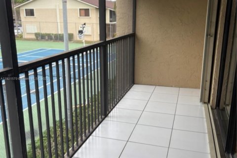 Condominio en venta en Deerfield Beach, Florida, 2 dormitorios, 106.84 m2 № 1976255 - foto 16