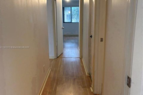 Condominio en venta en Deerfield Beach, Florida, 2 dormitorios, 106.84 m2 № 1976255 - foto 10