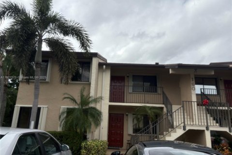 Condominio en venta en Deerfield Beach, Florida, 2 dormitorios, 106.84 m2 № 1976255 - foto 1