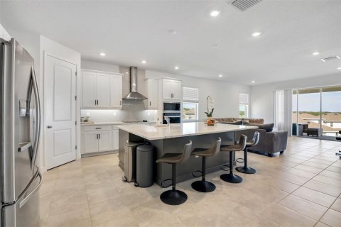 House in Minneola, Florida 5 bedrooms, 294.22 sq.m. № 2312770 - photo 4
