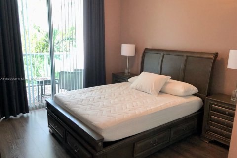 Condominio en alquiler en Sunrise, Florida, 2 dormitorios, 108.23 m2 № 2012316 - foto 12