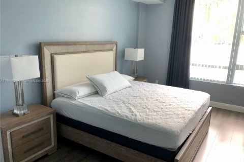 Condominio en alquiler en Sunrise, Florida, 2 dormitorios, 108.23 m2 № 2012316 - foto 8