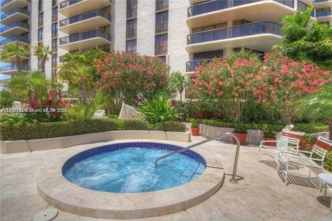 Condominio en venta en Aventura, Florida, 2 dormitorios, 169.55 m2 № 1948831 - foto 28