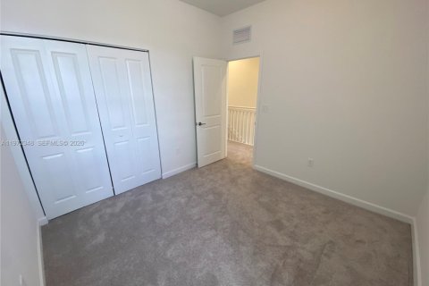 Villa ou maison à louer à Miami, Floride: 3 chambres, 143.53 m2 № 2032913 - photo 14