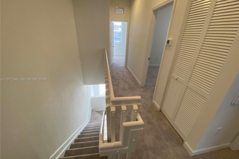 Villa ou maison à louer à Miami, Floride: 3 chambres, 143.53 m2 № 2032913 - photo 12