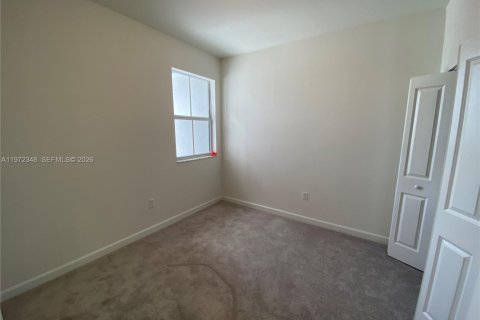 Villa ou maison à louer à Miami, Floride: 3 chambres, 143.53 m2 № 2032913 - photo 13