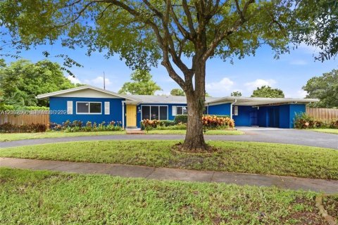Villa ou maison à vendre à Plantation, Floride: 3 chambres, 190.45 m2 № 2407438 - photo 7