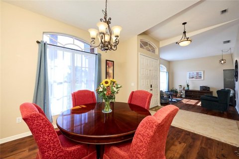 Villa ou maison à vendre à Tampa, Floride: 4 chambres, 269.23 m2 № 2420282 - photo 8
