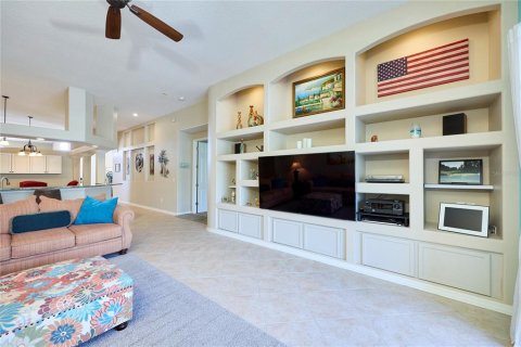 Villa ou maison à vendre à Tampa, Floride: 4 chambres, 269.23 m2 № 2420282 - photo 24