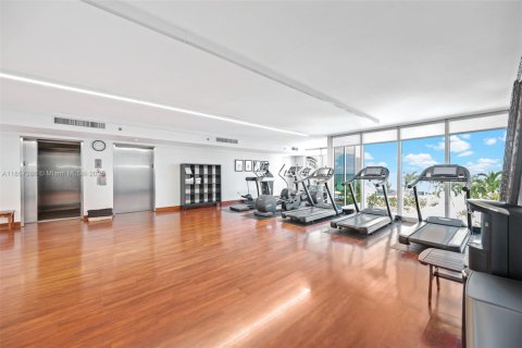 Condominio en venta en Sunny Isles Beach, Florida, 2 dormitorios, 176.51 m2 № 1889034 - foto 26