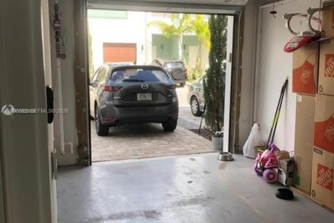 Adosado en venta en Plantation, Florida, 2 dormitorios, 141.21 m2 № 2077489 - foto 27