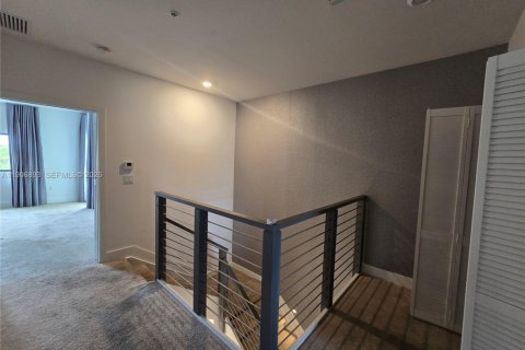 Adosado en venta en Plantation, Florida, 2 dormitorios, 141.21 m2 № 2077489 - foto 14
