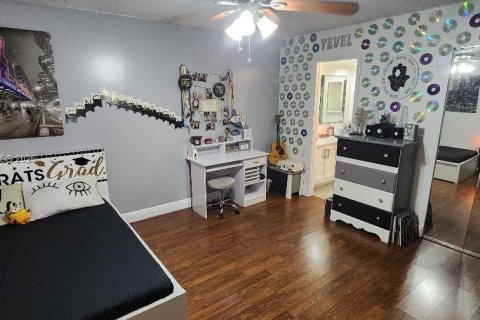 Townhouse in Cooper City, Florida 2 bedrooms, 117.43 sq.m. № 1920161 - photo 21