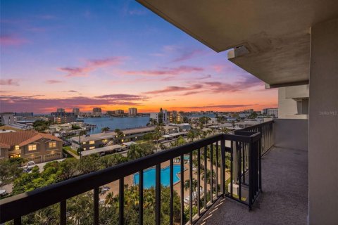 Copropriété à vendre à Clearwater, Floride: 2 chambres, 129.13 m2 № 2371458 - photo 7