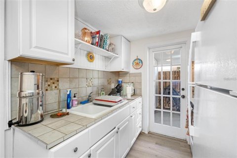 Appartement à louer à Dunedin, Floride: 1 chambre, 51.19 m2 № 1798213 - photo 4