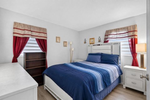 Villa ou maison à vendre à Pompano Beach, Floride: 3 chambres, 101.45 m2 № 2272373 - photo 22