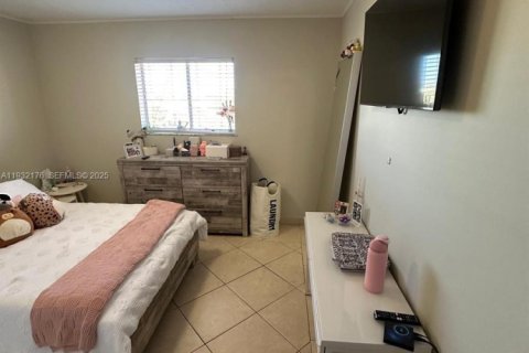 Снять в аренду кондоминиум в Хайалиа, Флорида 2 спальни, 102.66м2, № 1991754 - фото 21