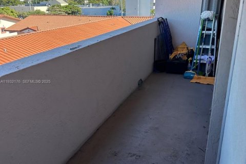 Снять в аренду кондоминиум в Хайалиа, Флорида 2 спальни, 102.66м2, № 1991754 - фото 8