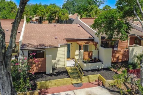 House in Altamonte Springs, Florida 3 bedrooms, 141.03 sq.m. № 2220890 - photo 5