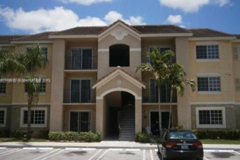 Condo in Homestead, Florida, 2 bedrooms  № 1752672 - photo 14