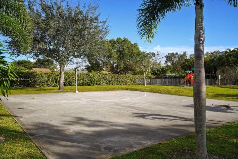 Condo in Homestead, Florida, 2 bedrooms  № 1692541 - photo 26