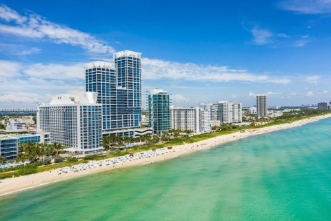 Condominio en venta en Miami Beach, Florida, 2 dormitorios, 82.4 m2 № 2037931 - foto 20