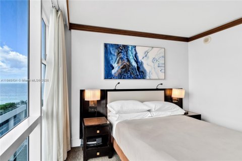 Condominio en venta en Miami Beach, Florida, 2 dormitorios, 82.4 m2 № 2037931 - foto 9
