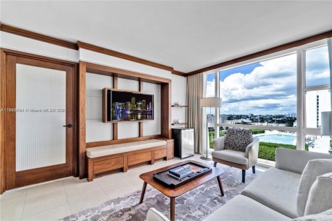 Condominio en venta en Miami Beach, Florida, 2 dormitorios, 82.4 m2 № 2037931 - foto 4