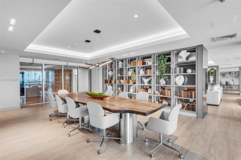 Copropriété à vendre à Miami, Floride: 3 chambres, 151.43 m2 № 1921645 - photo 29