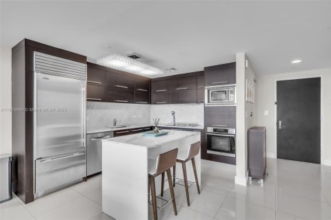 Copropriété à vendre à Miami, Floride: 3 chambres, 151.43 m2 № 1921645 - photo 9