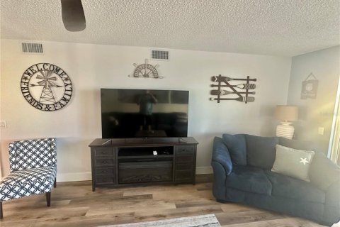 Condominio en alquiler en Hudson, Florida, 3 dormitorios, 145.21 m2 № 1512408 - foto 12