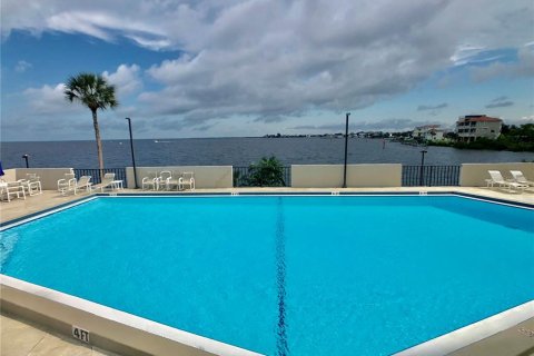 Condominio en alquiler en Hudson, Florida, 3 dormitorios, 145.21 m2 № 1512408 - foto 28