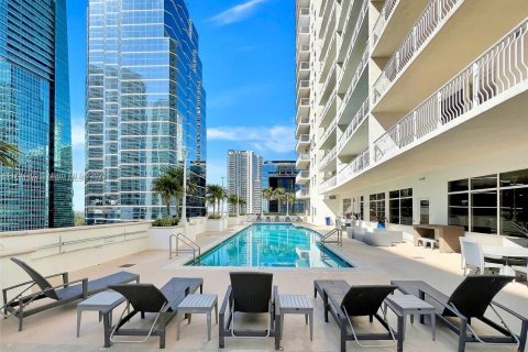 Condo in Miami, Florida, 1 bedroom  № 1703687 - photo 26