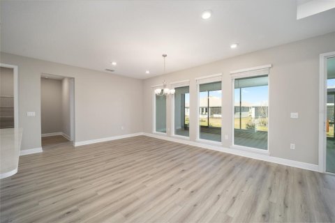 House in Ocala, Florida 2 bedrooms, 243.03 sq.m. № 1852477 - photo 18