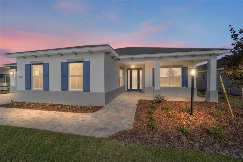 House in Ocala, Florida 2 bedrooms, 243.03 sq.m. № 1852477 - photo 1