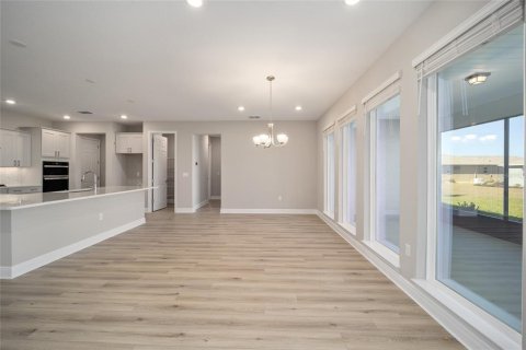 House in Ocala, Florida 2 bedrooms, 243.03 sq.m. № 1852477 - photo 17