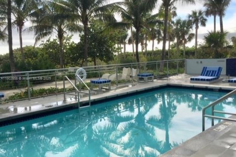Copropriété à louer à Surfside, Floride: 3 chambres, 230.4 m2 № 1955067 - photo 21