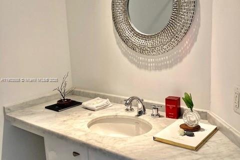 Copropriété à louer à Surfside, Floride: 3 chambres, 230.4 m2 № 1955067 - photo 25