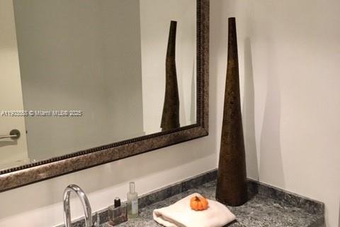 Copropriété à louer à Surfside, Floride: 3 chambres, 230.4 m2 № 1955067 - photo 18