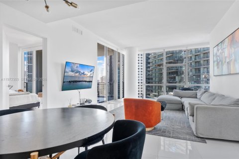 Condominio en venta en Miami, Florida, 3 dormitorios, 201.13 m2 № 2033034 - foto 18