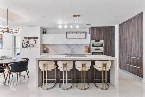 Condominio en venta en Miami, Florida, 3 dormitorios, 201.13 m2 № 2033034 - foto 4