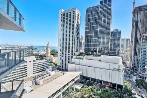Condominio en venta en Miami, Florida, 3 dormitorios, 201.13 m2 № 2033034 - foto 13