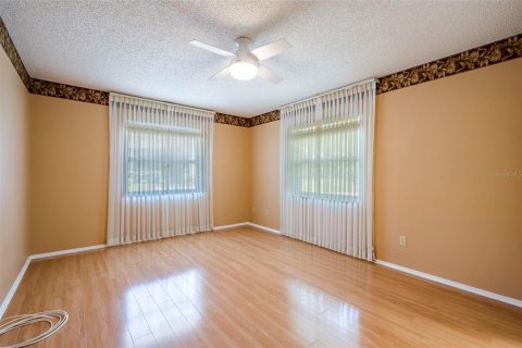 Condo in Dunedin, Florida, 2 bedrooms № 2318943 - photo 23